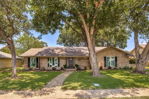 3151 Merrell Rd, Dallas, TX 75229