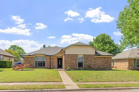 1304 Petunia Dr, Allen, TX 75002