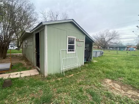 Other - 807 Gantt St, Bangs, TX 76823 photo 2 of 4