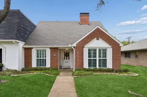 3781 Weeburn Dr, Dallas, TX 75229