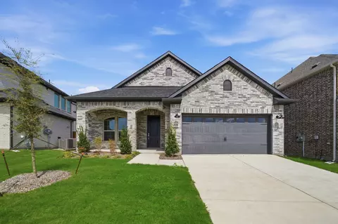 820 Metcalf Dr, Mckinney, TX 75071