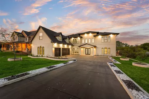 464 Breezeway Ct, Cedar Hill, TX 75104
