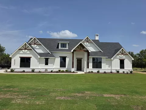 2037 Preserves Trl, Weatherford, TX 76087