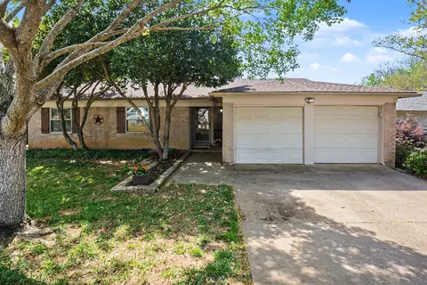 5414 Sandusky Ct, Arlington, TX 76017