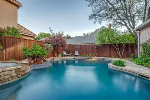 5704 Eastman Dr, Plano, TX 75093