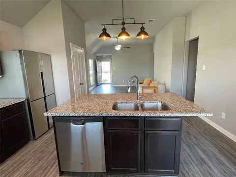 Kitchen - 3920 S Fork Ranch Rd, Waco, TX 76705 photo 6 of 6