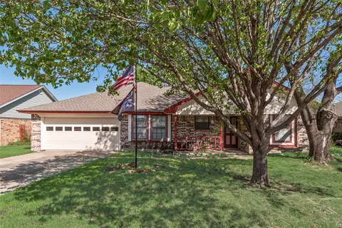 577 Bluebonnet Dr, Keller, TX 76248