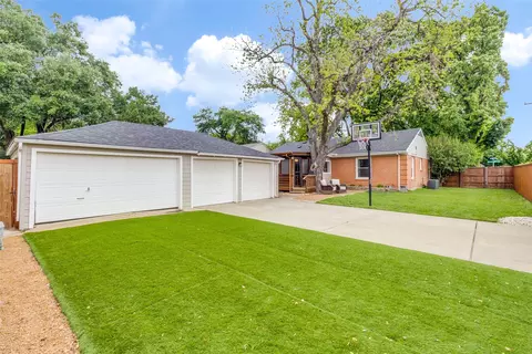 649 Northlake Dr, Dallas, TX 75218