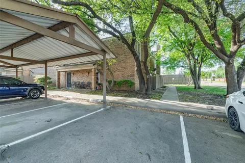 2331 N Davis Dr #A, Arlington, TX 76012