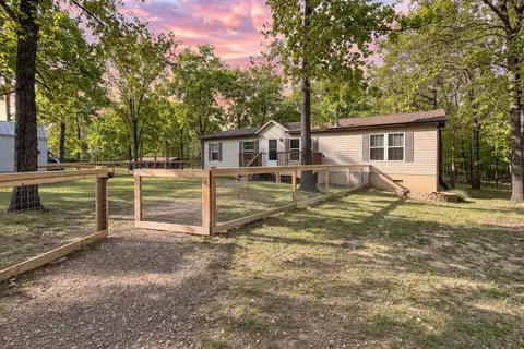241 Broken Bow Ln, Quitman, TX 75783