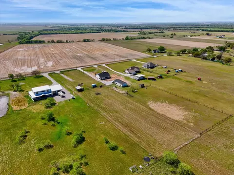 2641 Bode Rd, West, TX 76691 photo 14