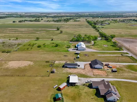 2641 Bode Rd, West, TX 76691 photo 13
