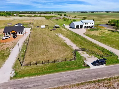 2641 Bode Rd, West, TX 76691 photo 11