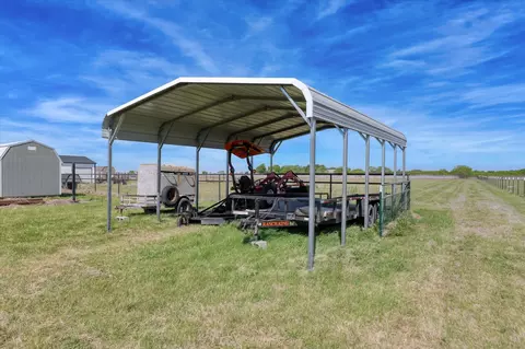2641 Bode Rd, West, TX 76691 photo 9