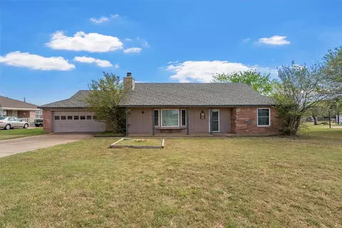 401 Quail Hollow Ln, Woodway, TX 76712