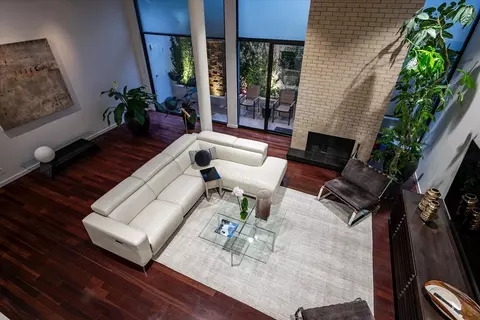 3210 Elizabeth St, Dallas, TX 75204
