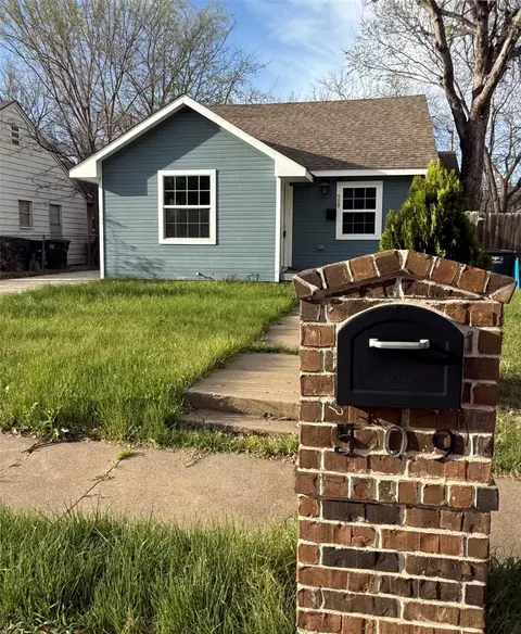 509 E Mason St, Fort Worth, TX 76110