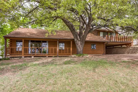 1114 Spur Trl, Granbury, TX 76049