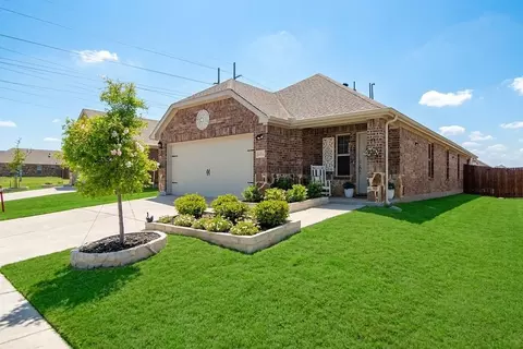 608 Daybreak Ln, Lavon, TX 75166