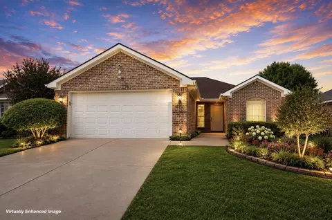 2736 Ensenada Ln, Fort Worth, TX 76108