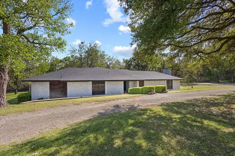 59 College Creek Dr, Denison, TX 75020