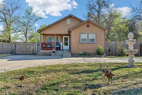 4531 Blackstone Dr, Fort Worth, TX 76114