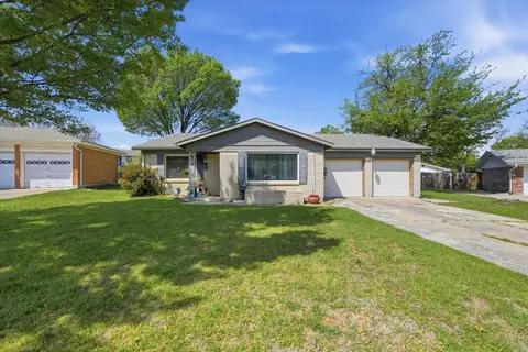 3559 Paramount St, North Richland Hills, TX 76117