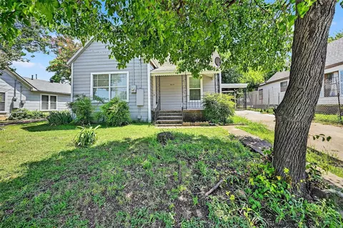419 S Willow St, Sherman, TX 75090