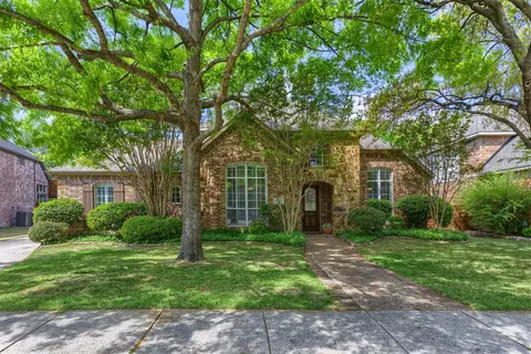 1008 Woodcliff Dr, Mckinney, TX 75072