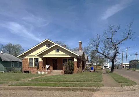 Exterior - 1501 Proctor, Waco, TX 76708 photo 2 of 4