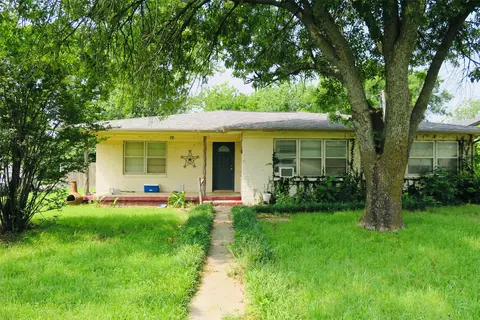 1689 N Highway 81 N, Bowie, TX 76230