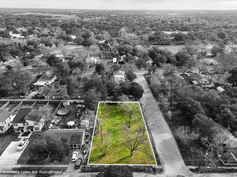 1801 N 7th St, Waco, TX 76707