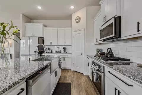 Kitchen - 6513 Earley, Forney, TX 75126 photo 2 of 3