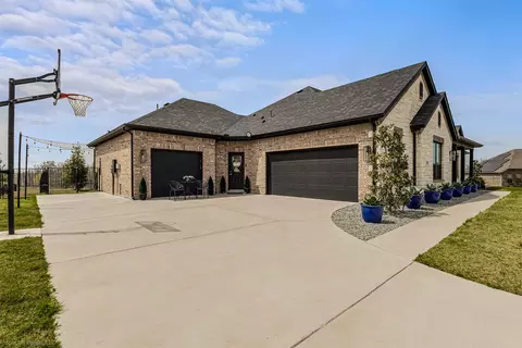 Exterior - 6513 Earley, Forney, TX 75126 photo 5 of 10