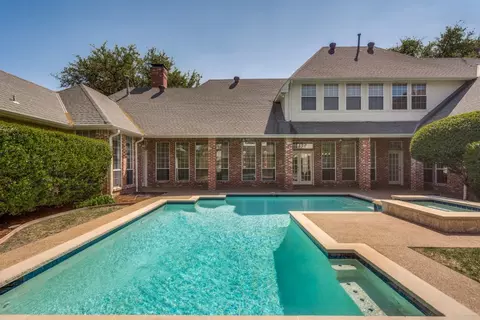4605 Saxon Dr, Plano, TX 75093
