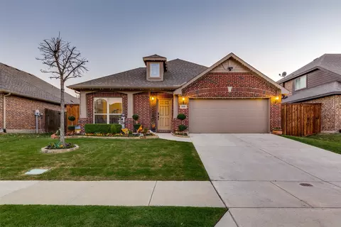 1000 Longhorn Dr, Aubrey, TX 76227