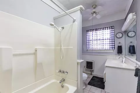 Bath - 703 E 21st St, Cisco, TX 76437 photo 1 of 2