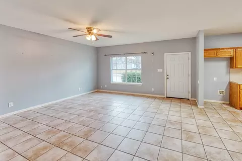 Living - 216 E 220 E Walcott St, Pilot Point, TX 76258 photo 1 of 1