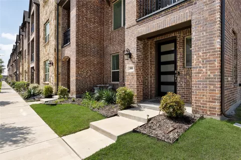 300 Colusa Dr, Lewisville, TX 75056