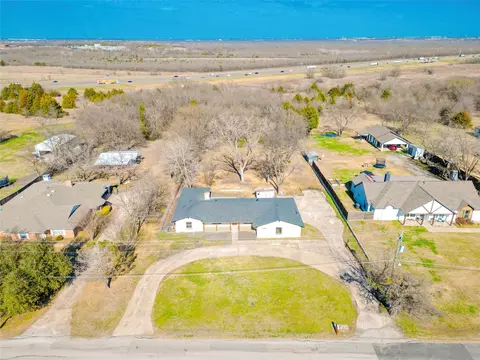 6300 Lumley Rd, Mesquite, TX 75181