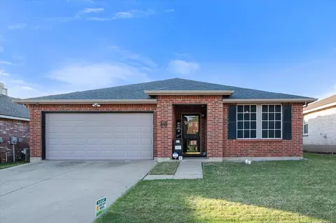 608 Flooded Gum St, Arlington, TX 76002