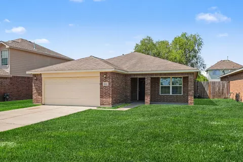 18007 Kinsale Valley Ln, Houston, TX 77060