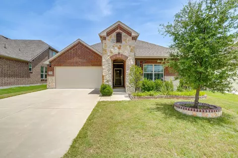 5804 Coppermill Rd, Fort Worth, TX 76137