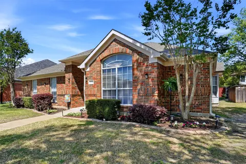 1704 Shadow Crk, Mesquite, TX 75181