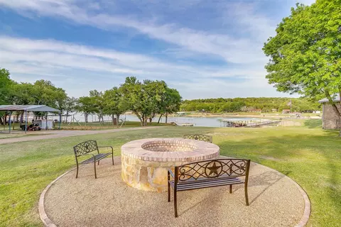 520 Deer Trl, Gordon, TX 76453