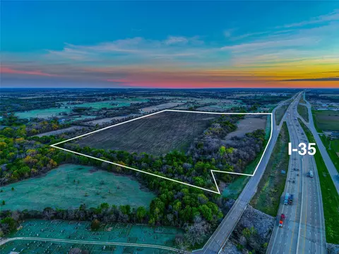Unk Ih 35, Troy, TX 76579