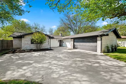 5624 Wheaton Dr, Fort Worth, TX 76133