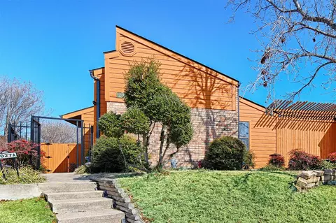 2027 Springwood Pl #A, Carrollton, TX 75006