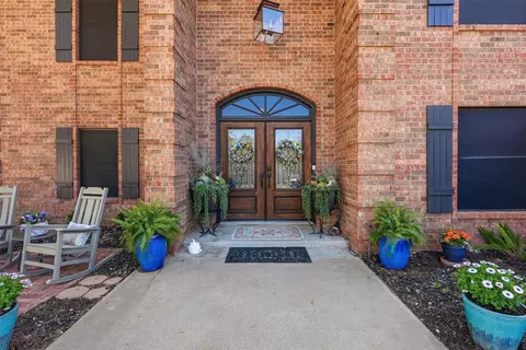 5107 Largo Dr, Granbury, TX 76049