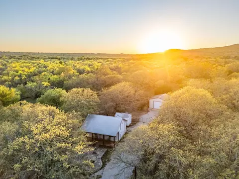 4909 Barton Chapel Rd, Jacksboro, TX 76458